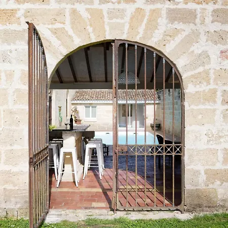 Holiday home La Tour Du Domaine De Choisy *
