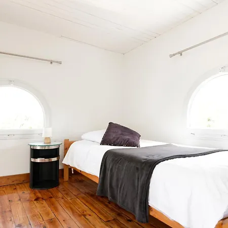 La Tour Du Domaine De Choisy Holiday home Abzac (Gironde)