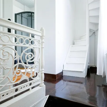 La Tour Du Domaine De Choisy Holiday home *